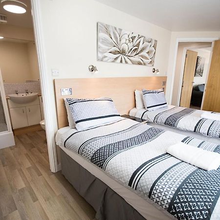 Lochend Serviced Apartments Edinburg Exteriör bild