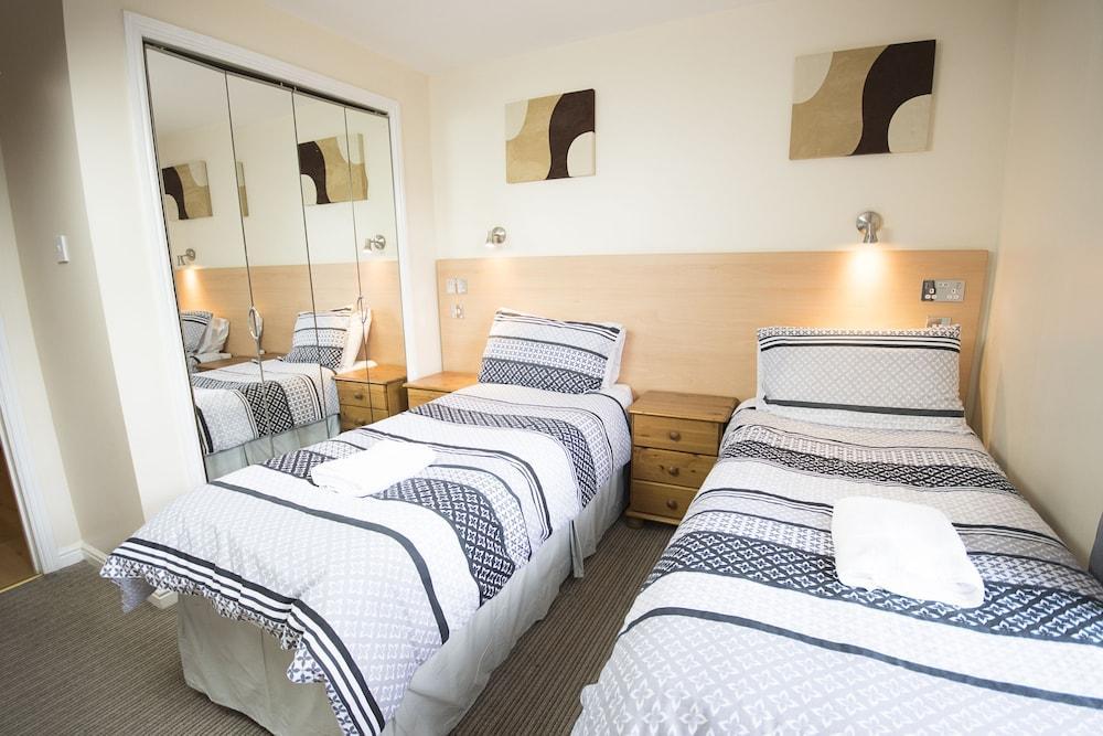 Lochend Serviced Apartments Edinburg Exteriör bild