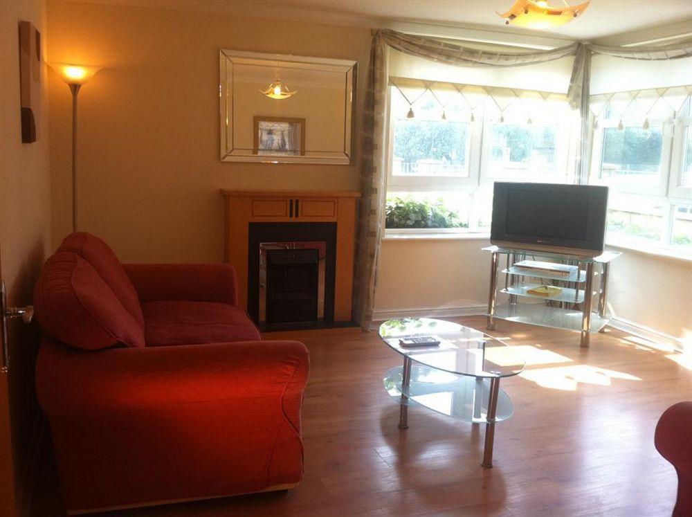 Lochend Serviced Apartments Edinburg Exteriör bild